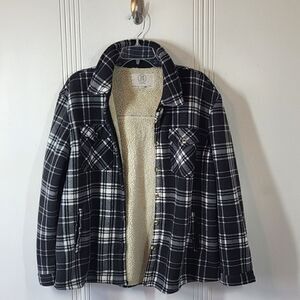 SAGE Men's Black and White Plaid Shacket